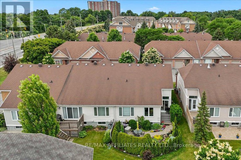28528939/1244-foxborough-private-e/beaconwood/ottawa/ontario/K1J1E2_37