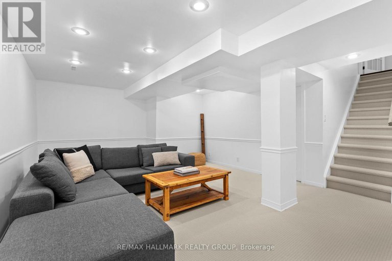 29014547/804-adencliffe-drive/fallingbrookridgemount/ottawa/ontario/K4A3E4_25