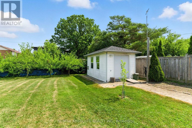 28668574/1513-apeldoorn-avenue/carleton-heights/ottawa/ontario/K2C1V2_47