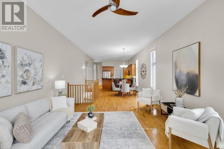 29577817/155-royal-landing-gate/north-grenville-twp-kemptville-south/north-grenville/ontario/K0G1J0_13