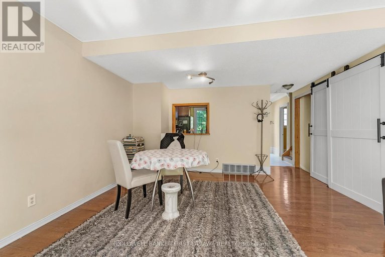 28744681/22-monterey-drive/leslie-park/ottawa/ontario/K2H7A6_8