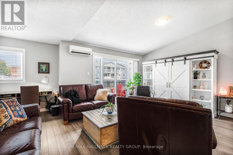 28883937/202-750-st-jacques-street/town-of-rockland/clarence-rockland/ontario/K4K1L4_5