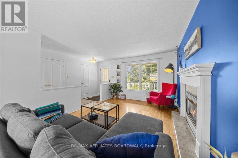 28591922/130-edward-street/almonte/mississippi-mills/ontario/K0A1A0_4