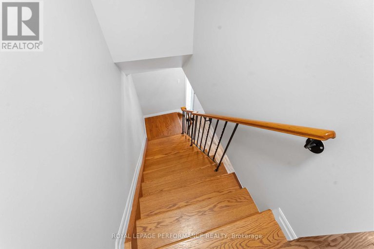28850467/6345-mattice-avenue-n/chateauneuf/ottawa/ontario/K1C2G1_23