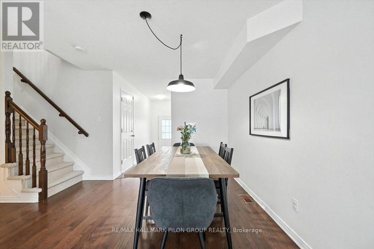 28631478/243-cityview-crescent/springridgeeast-village/ottawa/ontario/K4A0T9_4