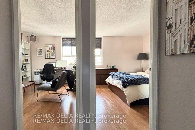 29683169/513-2020-jasmine-crescent/beacon-hill-south/ottawa/ontario/K1J8K5_4