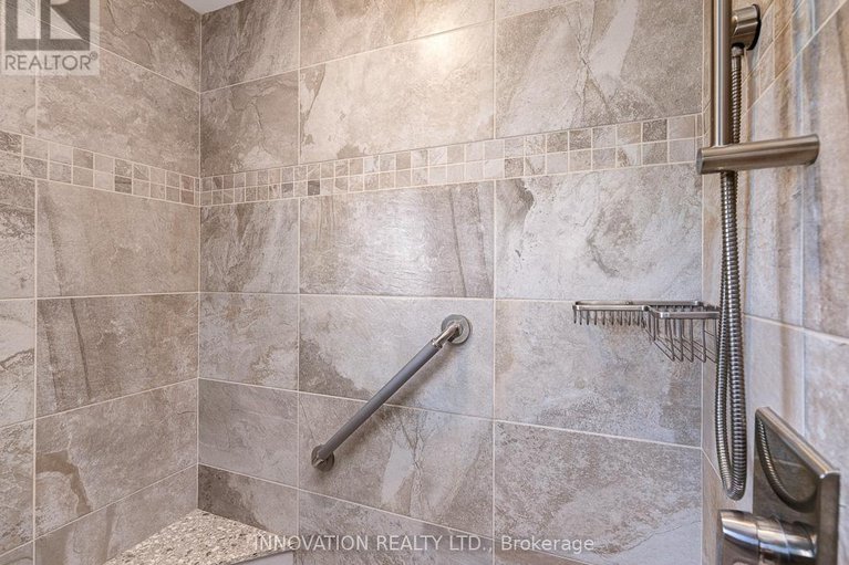 28455723/35-summerwind-crescent/barrhaven-east/ottawa/ontario/K2G6G5_24