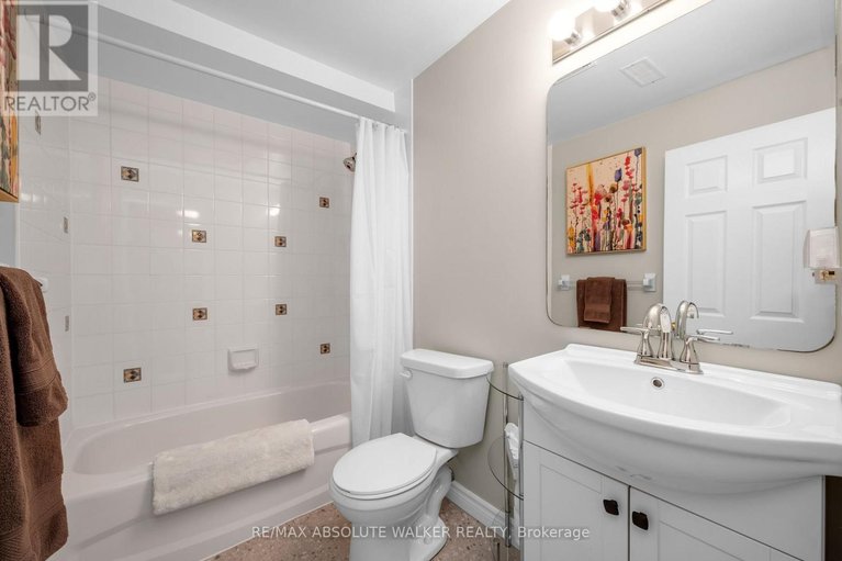 29633386/831-scala-avenue/notting-hillsummerside/ottawa/ontario/K4A4M2_45