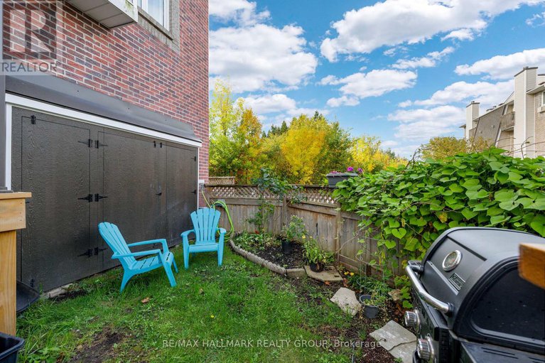 28934714/3-5-timberview-way/westcliffe-estates/ottawa/ontario/K2H9M6_45