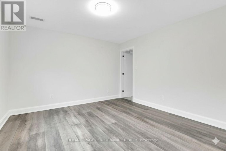 29186796/1797-march-road/carp/ottawa/ontario/K0A1L0_18