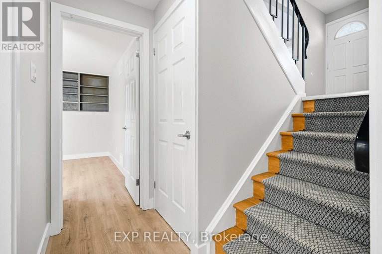 29332687/2158-fillmore-crescent/beacon-hill-north/ottawa/ontario/K1J6A4_32