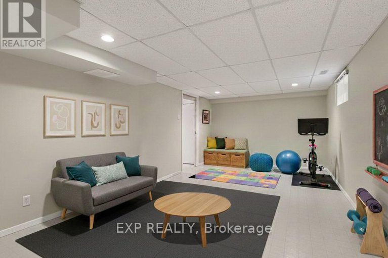 29392142/24-woodburn-drive/blackburn-hamlet/ottawa/ontario/K1B3A7_27