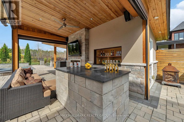 28423041/5813-red-castle-ridge/manotick-east-to-manotick-station/ottawa/ontario/K4M0A4_37