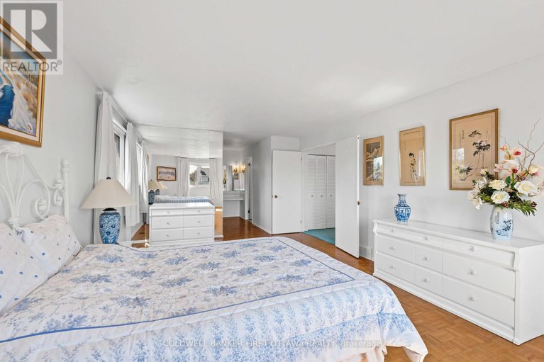 28315563/16-denewood-crescent/pineglencountry-place/ottawa/ontario/K2E7G5_38