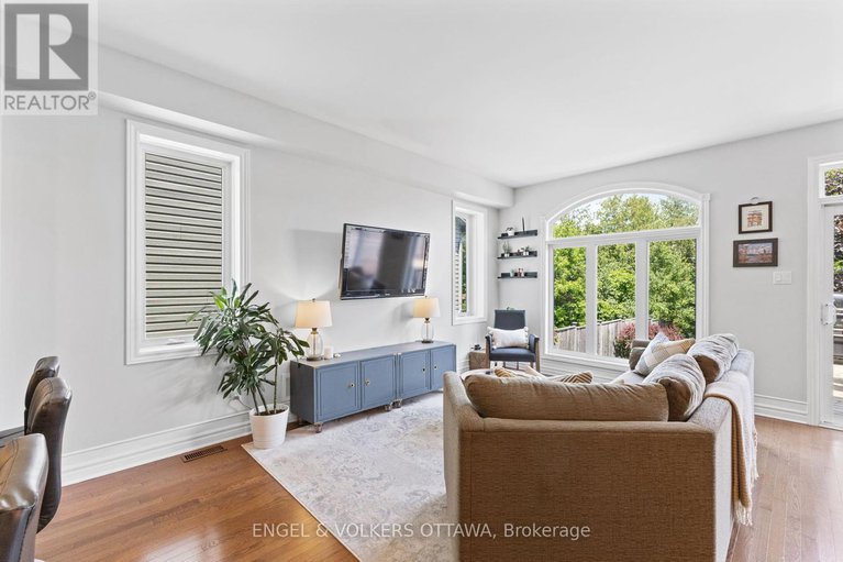 28528943/18-mccooeye-lane/stittsville-central/ottawa/ontario/K2S1B9_9