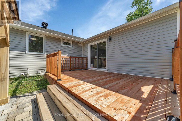 28402487/6200-russell-road/carlsbad-springs/ottawa/ontario/K0A1K0_25