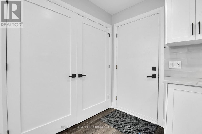 29474233/1797-march-road/carp/ottawa/ontario/K0A1L0_22