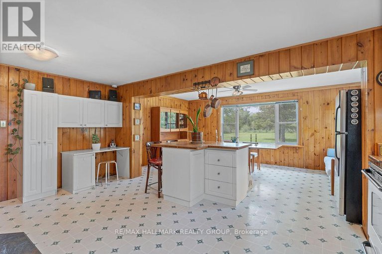 28321251/3513-ashton-station-road/goulbourn-twp-from-franktown-rdsouth-to-rideau/ottawa/ontario/K0A1B0_7