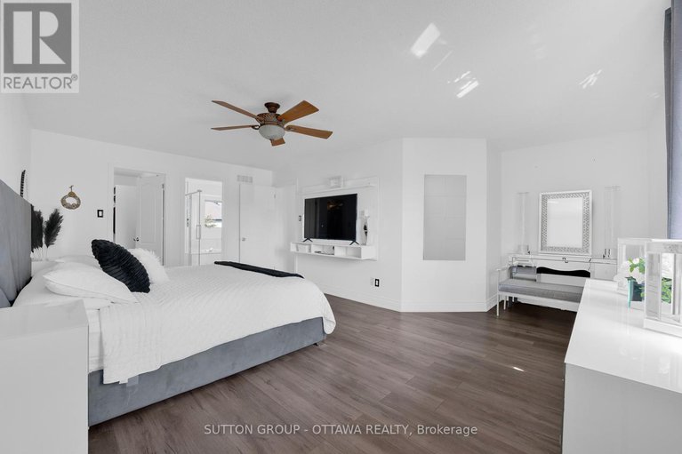 28504074/2163-johnston-road/hunt-club-park/ottawa/ontario/K1G5K2_28