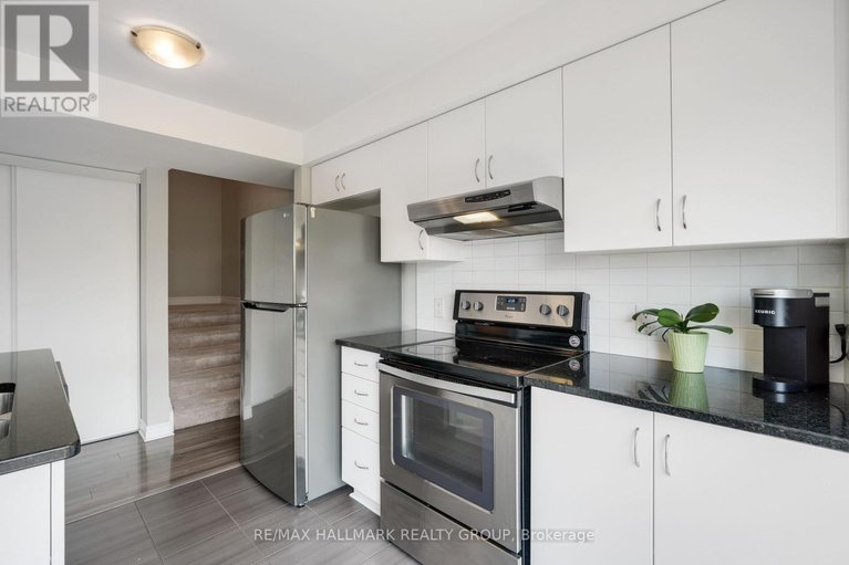 29474996/763-chapman-mills-drive/strandherd/ottawa/ontario/K2J5X2_15