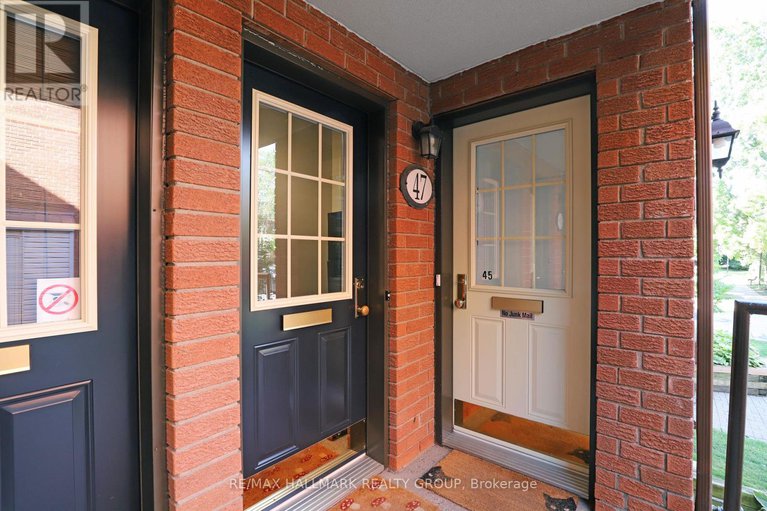 28828283/47-crispin-private/manor-park/ottawa/ontario/K1K2T7_5