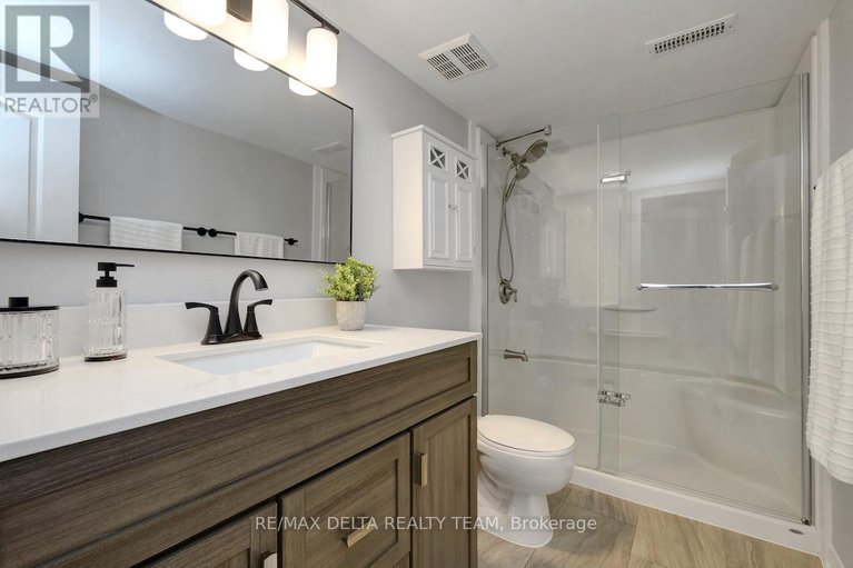 28971561/1969-schroeder-crescent/springridgeeast-village/ottawa/ontario/K4A4P7_35