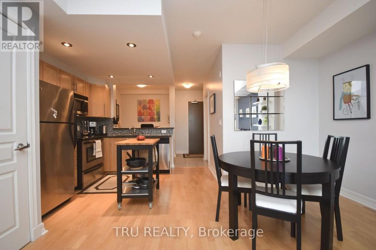 28363716/910-200-besserer-street/sandy-hill/ottawa/ontario/K1N0A7_7