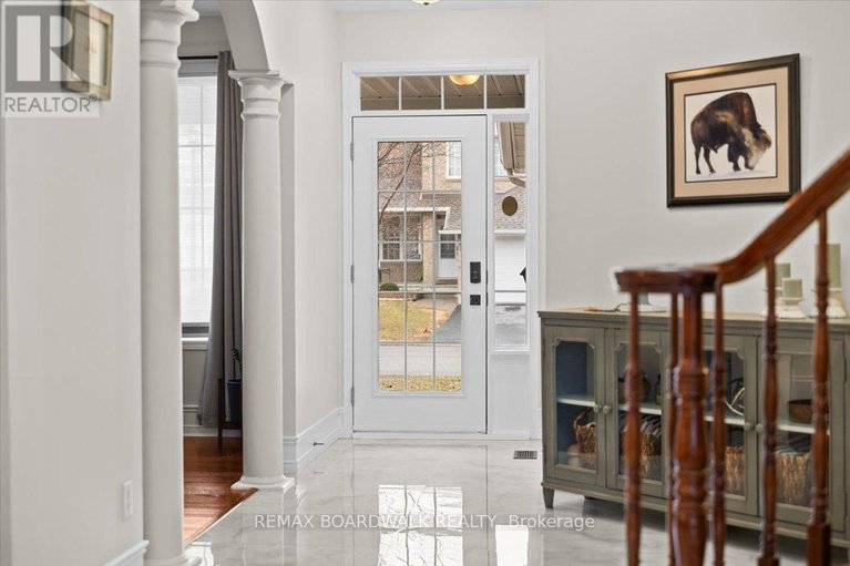 29604029/131-chancery-crescent/avalon-east/ottawa/ontario/K4A4N4_2