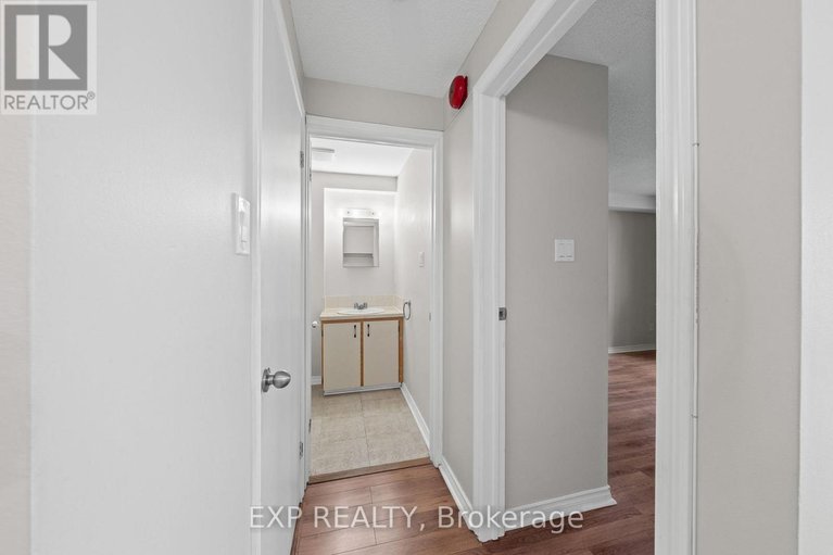 29006637/306-6376-bilberry-drive/orleans-wood/ottawa/ontario/K1C4P6_21