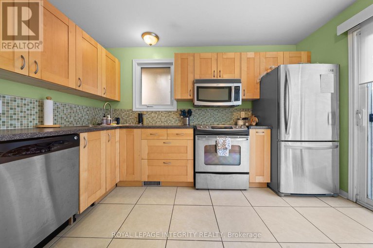 28819598/193-3310-southgate-road/south-keys/ottawa/ontario/K1V8X4_3