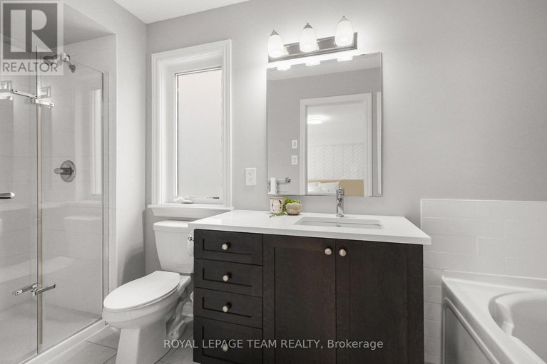 29644662/534-stargazer-crescent/riverside-southgloucester-glen/ottawa/ontario/K4M0H2_35