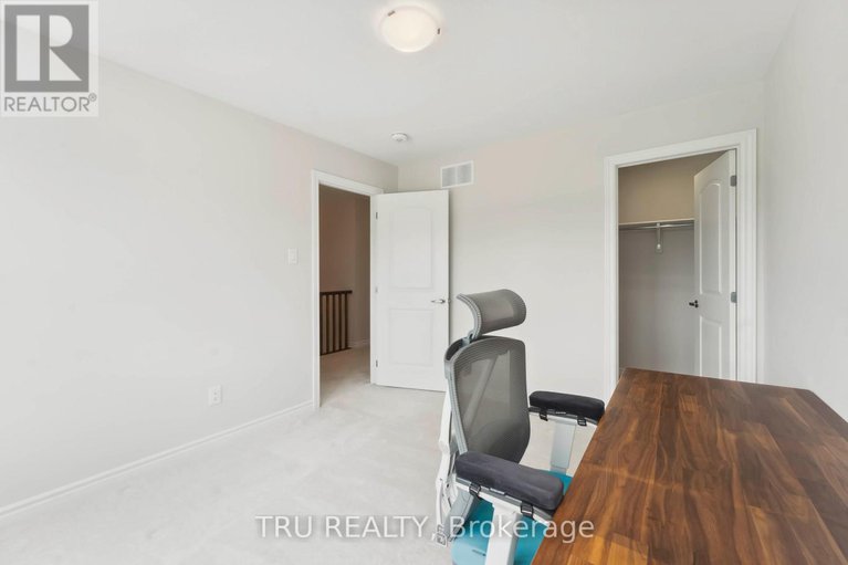 28426936/639-chillerton-drive/half-moon-bay/ottawa/ontario/K2J6X8_32