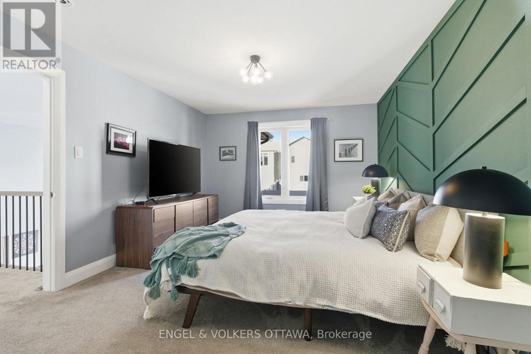 29326743/640-meadowridge-circle/carp/ottawa/ontario/K0A1L0_24