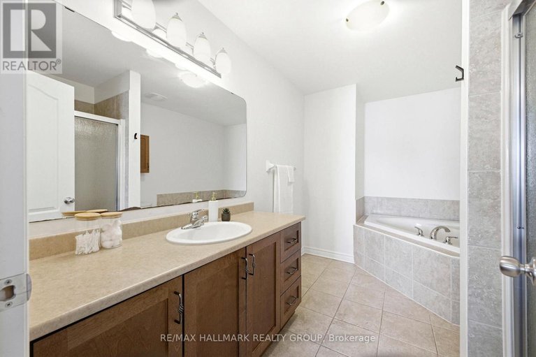 29376576/355-widgeon-way/blossom-parkkemp-parkfindlay-creek/ottawa/ontario/K1T0G1_29