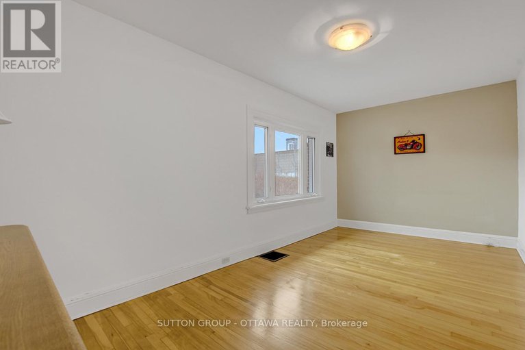 29153330/200-breezehill-avenue-n/hintonburg/ottawa/ontario/K1Y2H9_13