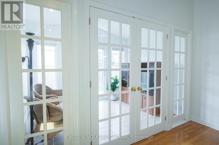28273894/4293-green-gables-lane/riverside-southgloucester-glen/ottawa/ontario/K1V1S4_11