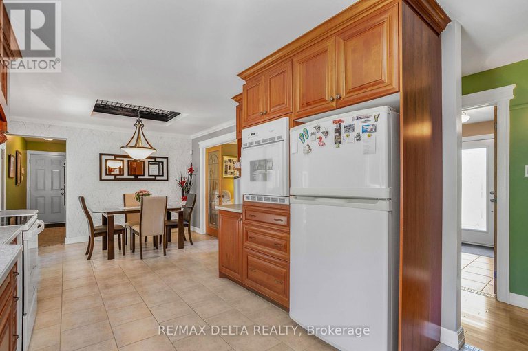 28863479/740-vinette-road/clarencerockland-twp/clarence-rockland/ontario/K0A1N0_7
