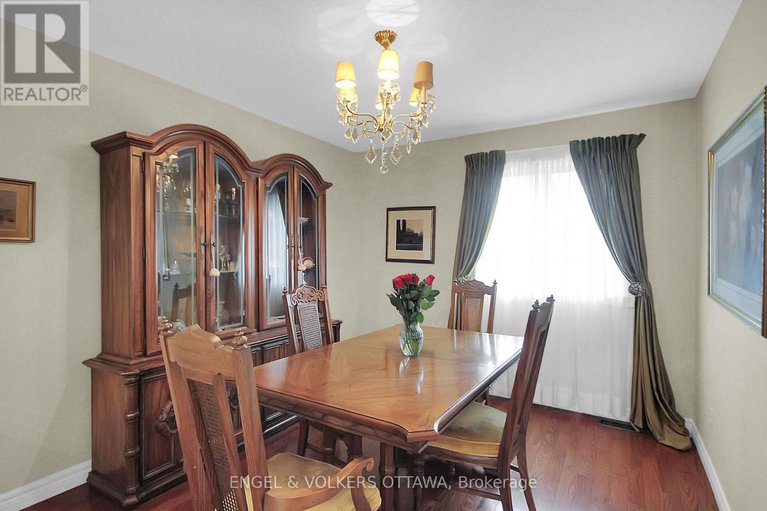 28352511/1337-ambridge-way/carleton-heights/ottawa/ontario/K2C3T3_12