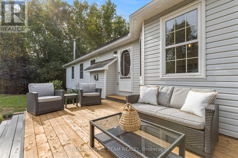 28886315/15-empress-drive/kemptville/north-grenville/ontario/K0G1J0_40