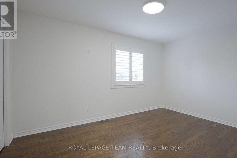 28339264/27-heritage-grove-crescent/stittsville-central/ottawa/ontario/K2S1R2_25