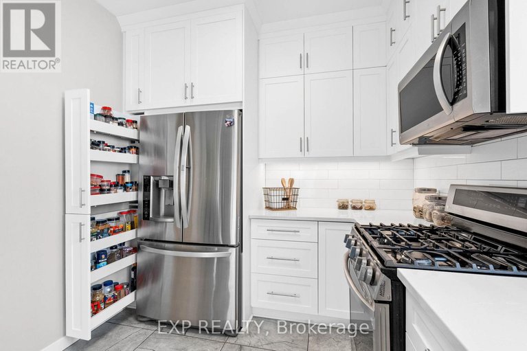 28859903/18-golders-green-lane/longfields/ottawa/ontario/K2J5C1_22