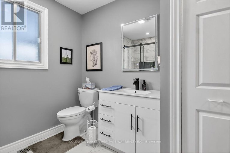 29412662/115-cookes-shore-road/drummond-n-elmsley-drummond-twp/drummondnorth-elmsley/ontario/K7C4K7_27