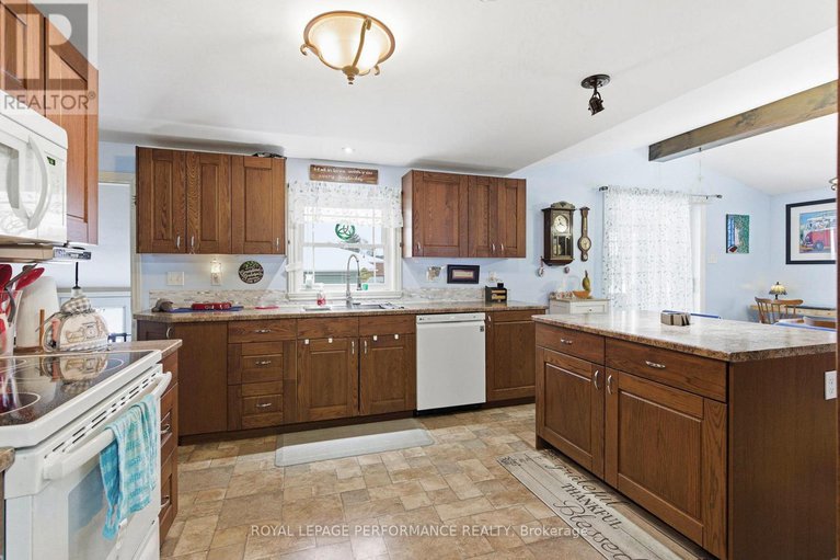 29238691/6149-poirier-avenue/south-glengarry-charlottenburgh-twp/south-glengarry/ontario/K0C2J0_6