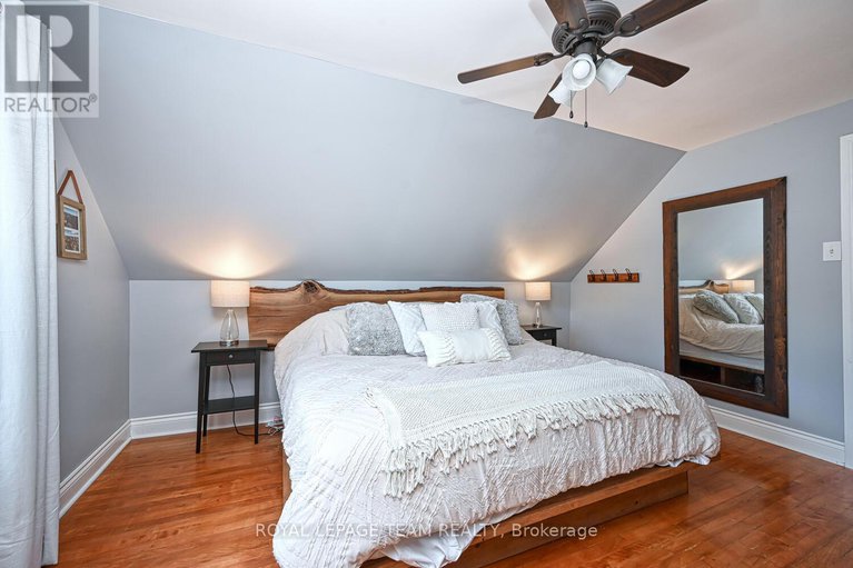 28754447/23-norice-street/meadowlandscrestview/ottawa/ontario/K2G2X3_17