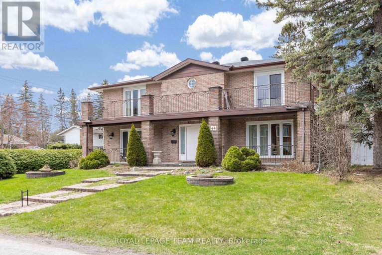 27932475/44-sycamore-drive/arbeatha-park/ottawa/ontario/K2H8K3_2