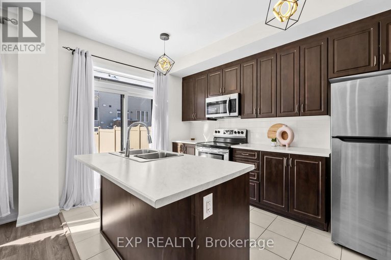 29361878/116-maynooth-court/half-moon-bay/ottawa/ontario/K2J6Y4_8