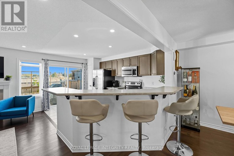 29038761/347-willow-aster-circle/avalon-west/ottawa/ontario/K4A1C6_10