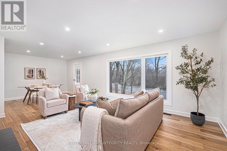 28376426/17-lockview-road/manotick-village-manotick-estates/ottawa/ontario/K4M1B2_13