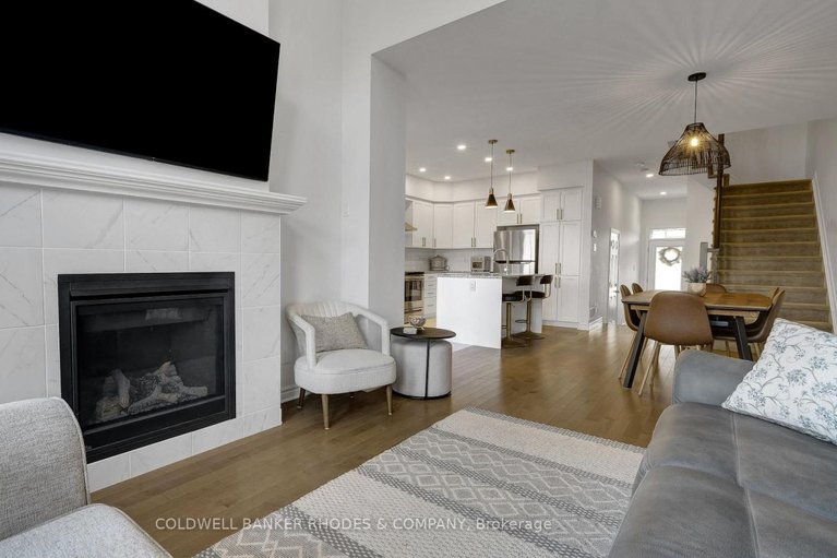 29588773/862-chipping-circle/riverside-south/ottawa/ontario/K4M0E7_8