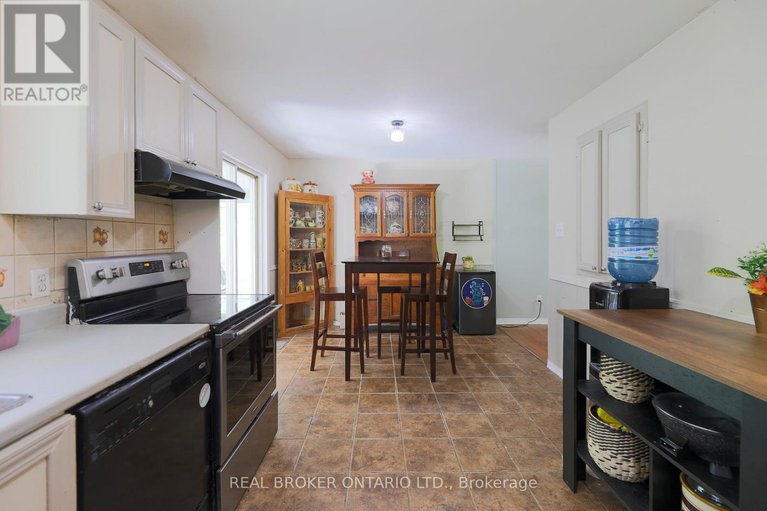 28422588/30-kingfisher-crescent/north-grenville-twp-kemptville-east/north-grenville/ontario/K0G1J0_12